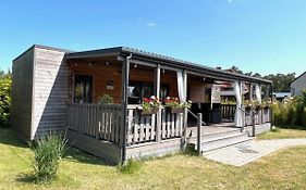 Exklusives Ferienhaus Rybak mit Boxspringbetten direkt am Steinhuder Meer